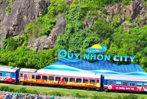 Chuyến tàu di sản Quy Nhơn "Về miền đất võ"